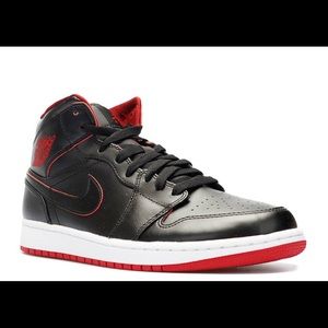 Air Jordan high top 8.5 womens